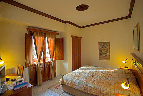 Egnatia Hotel อิโออันนินา ภายนอก รูปภาพ