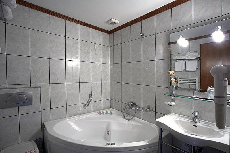 Egnatia Hotel อิโออันนินา ห้อง รูปภาพ